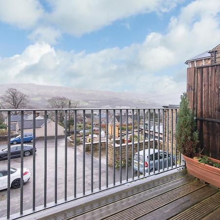 Immaculate 3 Bed House - Stunning Balcony Views Apartman Matlock  Kültér fotó