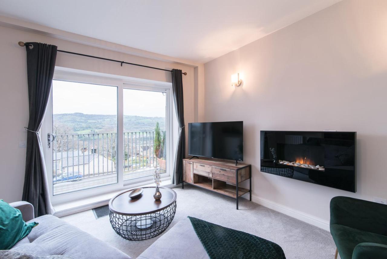 Immaculate 3 Bed House - Stunning Balcony Views Apartman Matlock  Kültér fotó