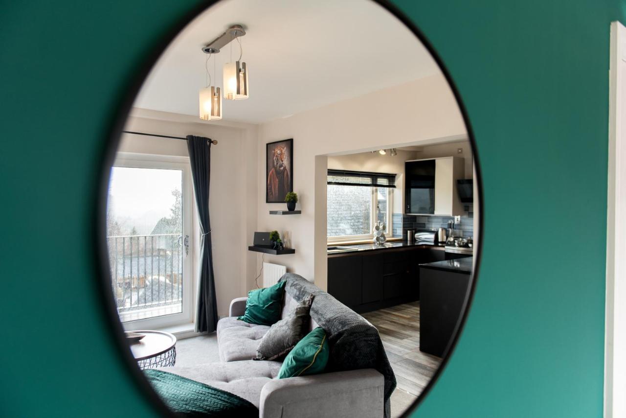Immaculate 3 Bed House - Stunning Balcony Views Apartman Matlock  Kültér fotó